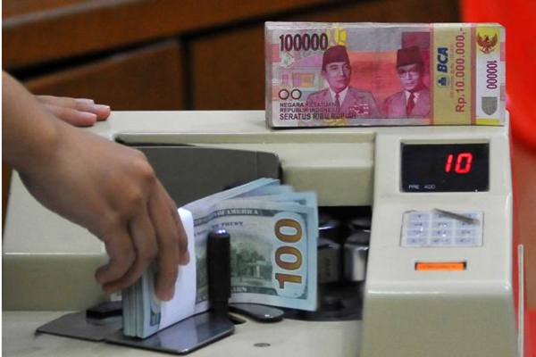  KURS RUPIAH 8 FEBRUARI: Ditutup Menguat Tipis 0,02%