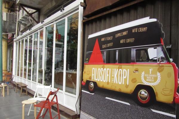  Kolaborasi Filosofi Kopi di Artotel