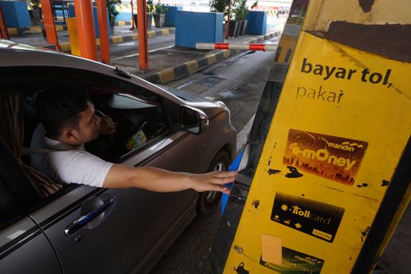  JALAN TOL: Penetrasi Penggunaan Uang Elektronik Jasa Marga 24,33%