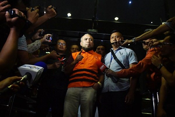  KASUS PATRIALIS AKBAR: Terbukti, &quot;Draft&quot; Temuan KPK Sama Dengan Putusan MK