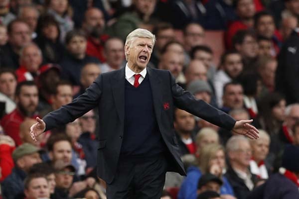  LIGA INGGRIS: Wenger Belum Mau Menyerah Mengejar Chelsea