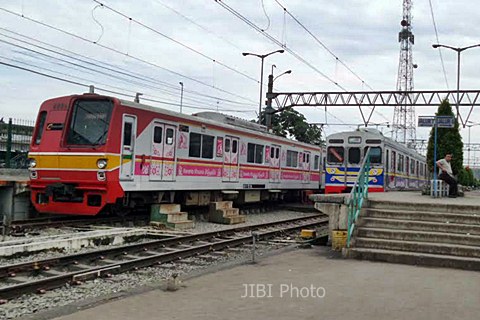  AKSI 112: Kereta Komuter Beroperasi Normal