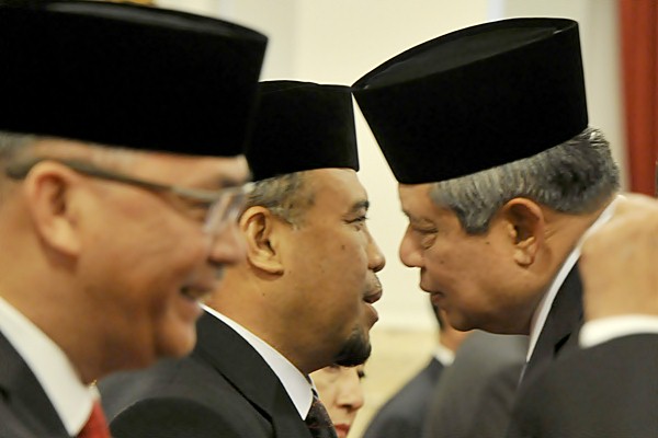  UJI MATERI UU PETERNAKAN: KPK Akan Periksa Dua Hakim Konstitusi