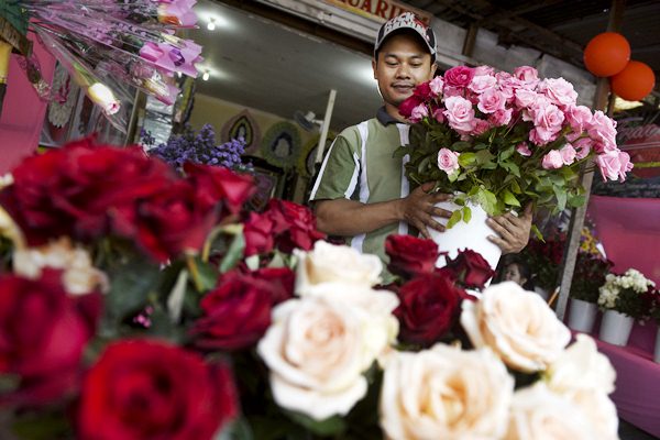  Bagaimana Wanita Single Merayakan Hari Valentine?