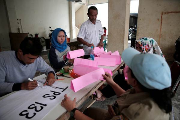  QUICK COUNT PILKADA 2017: \'Pertarungan\' Menuju Titik Akhir Dimulai dari Papua