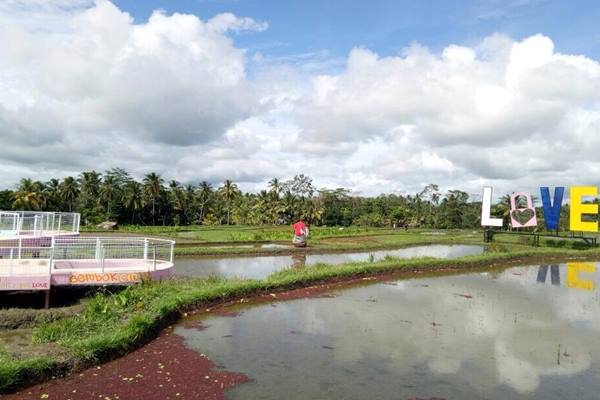  Gembok Cinta di Subak Suka Bayu