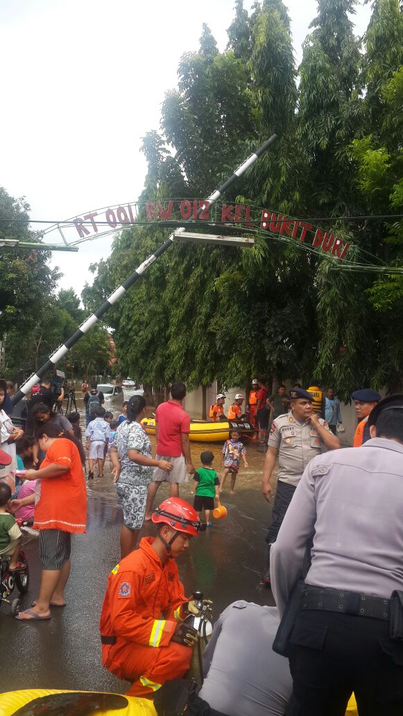  Banjir Di Bukit Duri Jakarta Selatan Mulai Surut