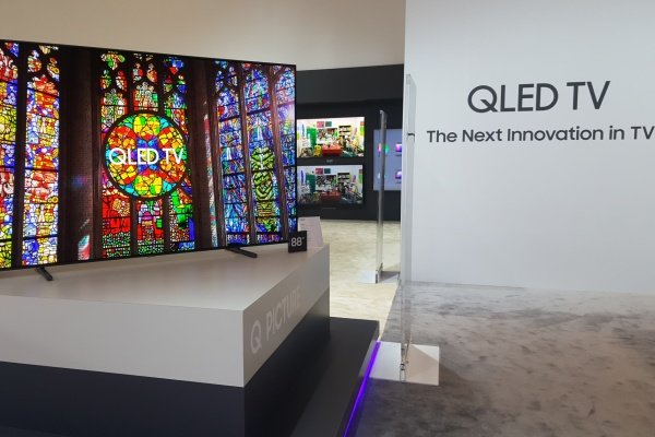  Samsung Luncurkan Produk QLed TV Terbaru di Singapura