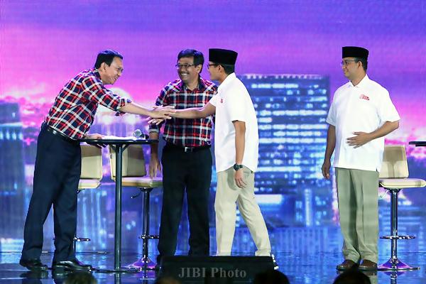  Begini Saran PoliticaWave agar Ahok-Djarot dan Anies-Sandi Memenangkan Suara Nitizen