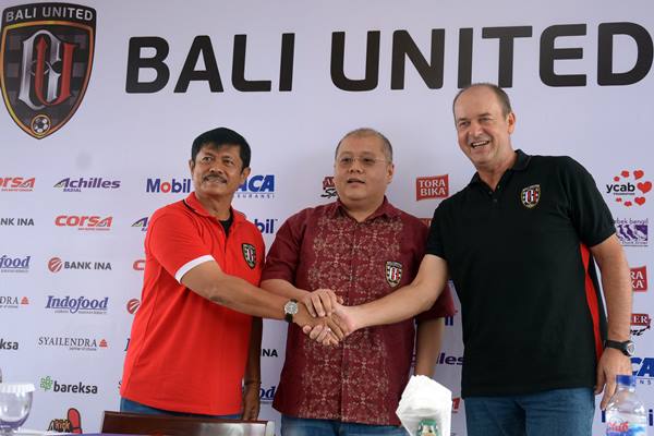  Bali United vs Barito Putra : Babak I, Imbang 1-1