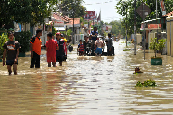  Pemprov Jateng Ambil Alih Penanganan Banjir Brebes