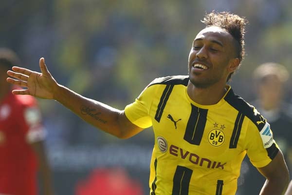  Top Skor Bundesliga: Lewandowski Samai Modeste, Dekati Aubameyang