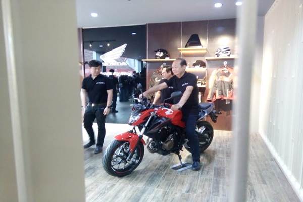  Fasilitas Premium Moge Honda Pertama Sumatra Dioperasikan