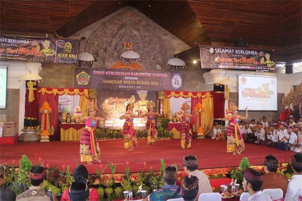  Gianyar Gelar Gebyar Tari Bali Ke-10