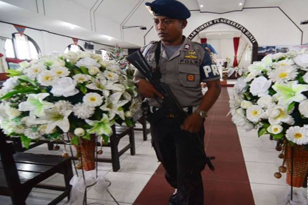  Percobaan Pembakaran Gereja di Palu, Polisi Siaga Penuh