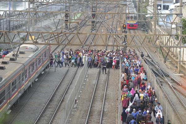  BANJIR JAKARTA: Berikut Jadwal Operasional KRL