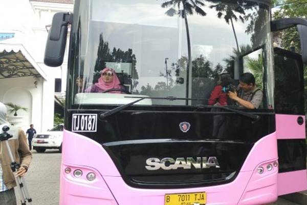  BANJIR JAKARTA: Layanan Transjakarta di Empat Koridor Terhambat