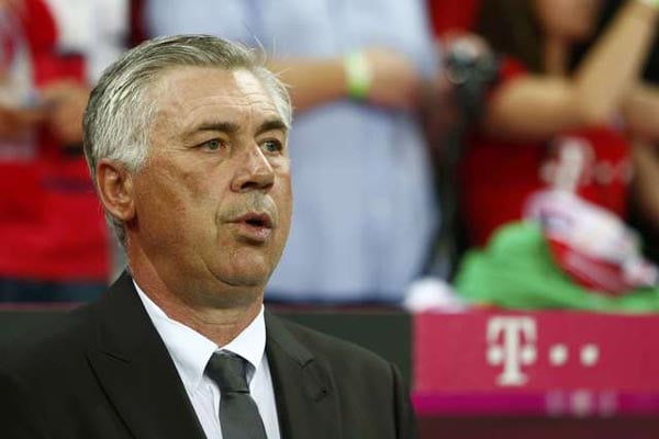  Gara-gara Jari Tengah, Ancelotti Harus Menyumbang 5.000 Euro