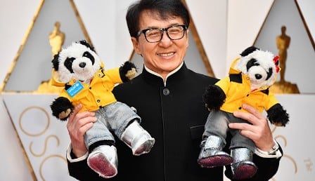  Jackie Chan Bawa Panda di Piala Oscar 2017