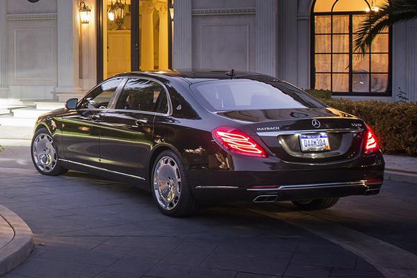  Inden Mercedes-Maybach S 600 Bisa Sampai Setahun