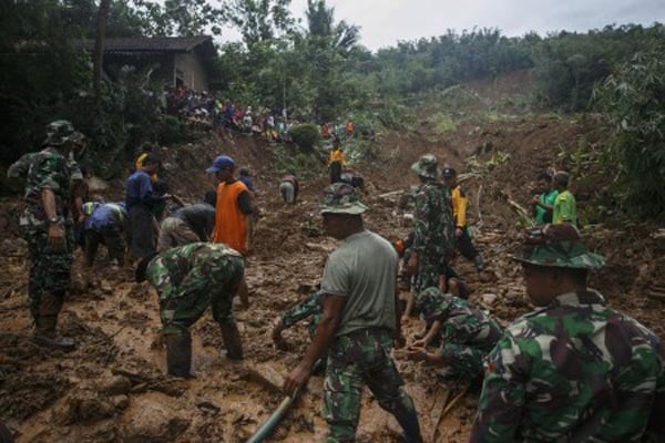  TANAH LONGSOR: Warga Lereng Lawu Diminta Siaga Bencana