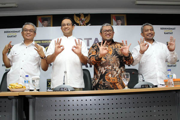  FOTO: Aher Siap Jadi Juru Kampanye Anies-Sandi