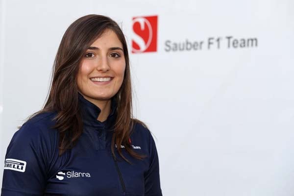  Calderon, Wanita Penyelinap ke Balapan F1