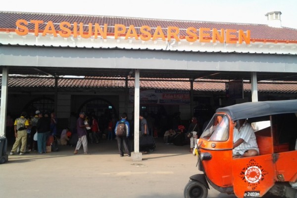  Pedagang Pasar Senen Terima Uang Muka Klaim Pertanggungan Kebakaran