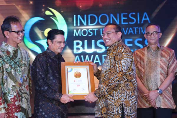  XL Axiata Raih Indonesia CSR Award 2017