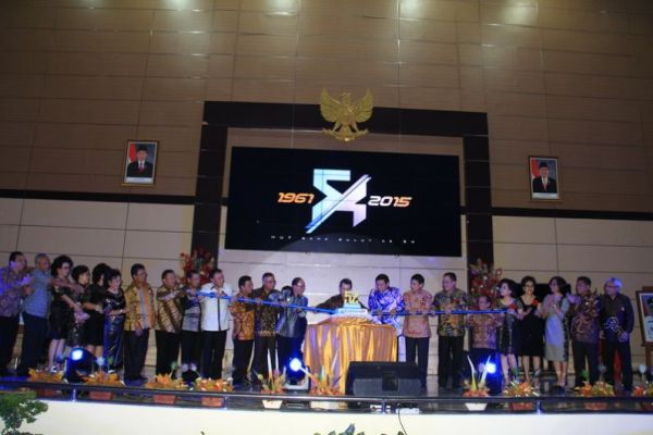  Bank Sulutgo Bagi Dividen 50% dari Laba Bersih