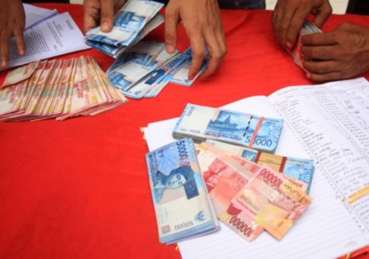  Staf Lurah di Bekasi Terlibat Pungli Sejak 2013, Uang Belasan Juta Disita