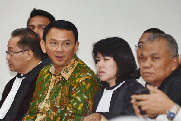  Sidang Ahok : Hakim Tolak Saksi Kakak Angkat Terdakwa