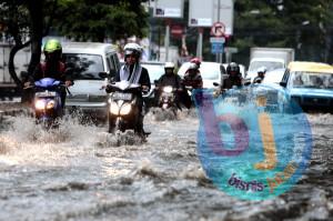  BPBD Jabar Perkirakan Banjir dan Longsor Masih Mengancam Sampai April