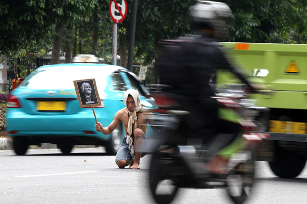  FOTO: Hari Perempuan, Komite Perjuangan Pembebasan Perempuan Gelar Aksi Damai