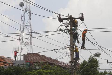  Pembangunan Transmisi Listrik Lampung-Sumsel Terkendala Lahan