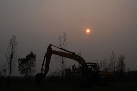 Nilo Engineering Riau Belanja 20 Unit Alat Berat Rp65 Milar