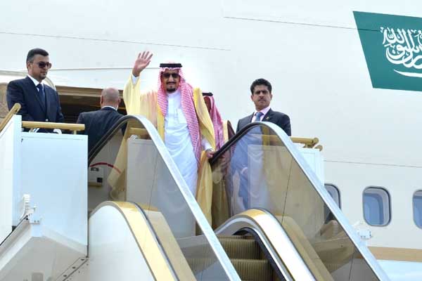  Raja Salman Sebut Cuaca Bali Lebih Dingin Dibanding Jeddah