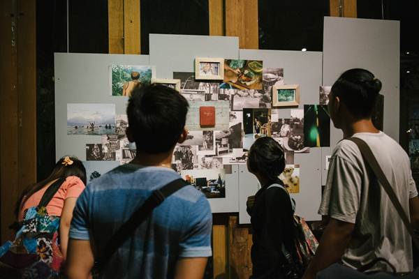  Pameran Fotografi Cerita Kisah yang Tak Terceritakan di Seminyak