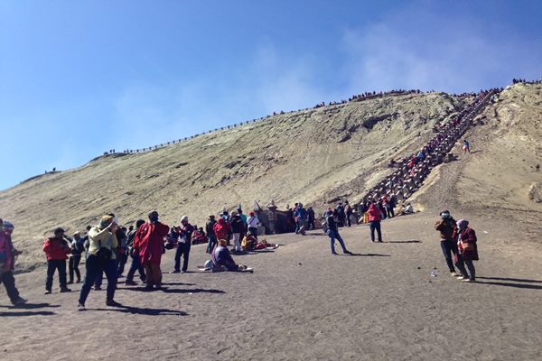  Kunjungan Wisman Jatim Turun, Okupansi Kamar Hotel Susut