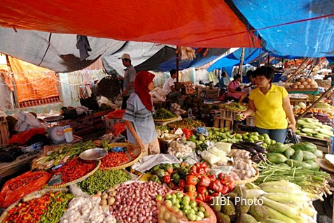  Pemerintah Menargetkan Revitalisasi Hingga 4.000 Pasar Tradisional