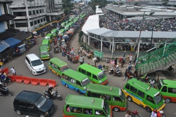  Angkot Mogok Narik, Warga Bogor Telantar