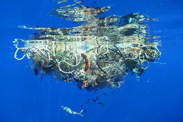  9 Juta Ton Sampah Plastik Dibuang ke Laut Setiap Tahun