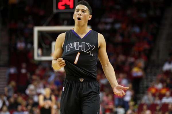  Hasil Basket NBA: Booker Gemilang, Tapi Suns Dihajar Celtics