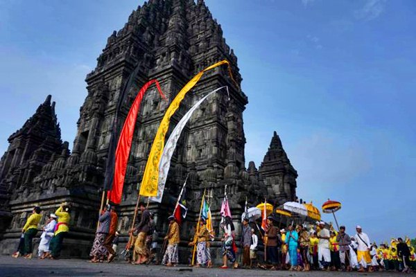  Nyepi di Candi Prambanan