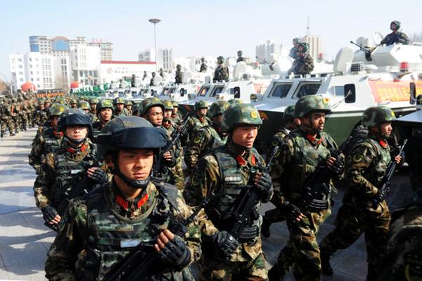  Militer China  Latihan Perang di Perbatasan Myanmar