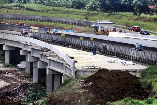  Proyek Jalan Tol Bocimi Selesai Akhir 2017