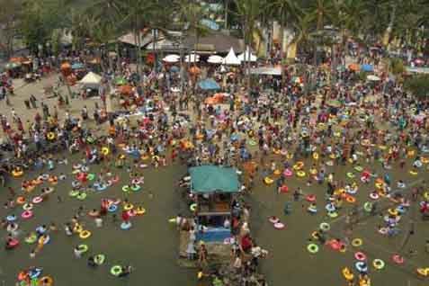  WISATA LIBUR NYEPI, 3.303 Orang Kunjungi Pantai Glagah