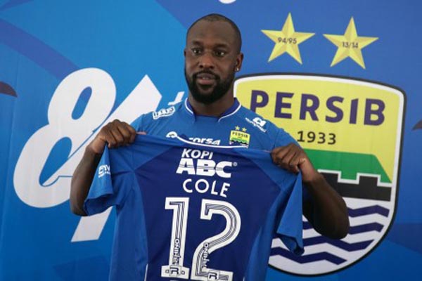  Persib Berharap Essien & Cole Tularkan Ilmu