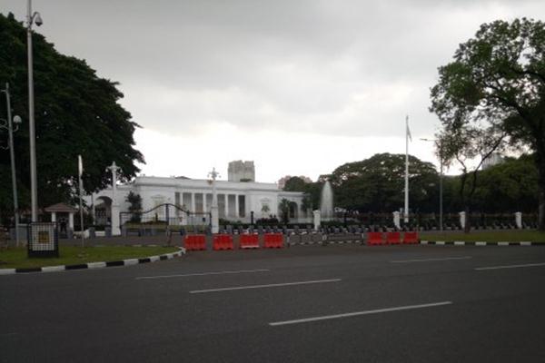  DEMO 313 : Water Cannon & Panser di Sekitar Istana Merdeka