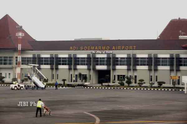  Bandara Adi Sumarmo Solo Segera Direvitalisasi